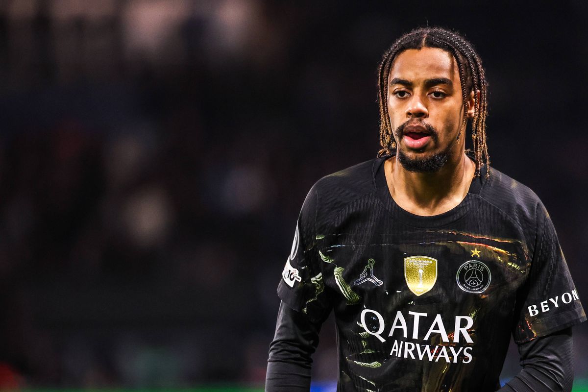 Le PSG insère Barcola dans un échange historique