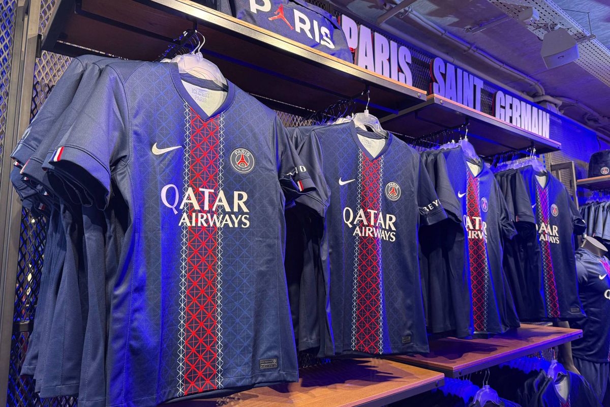 Le PSG négocie un contrat historique et vise les 100ME par an