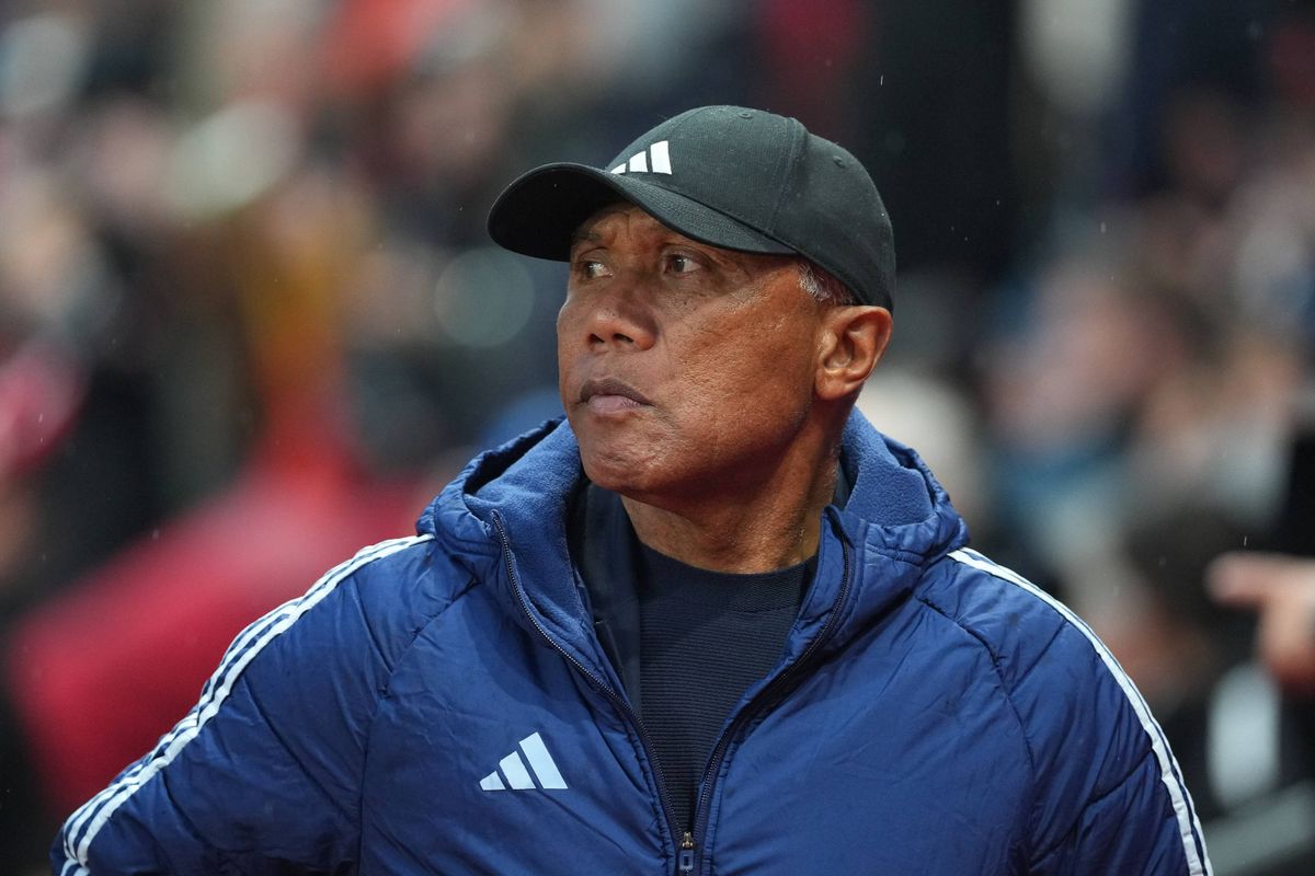Kombouaré sur le départ, le Paris FC adore Beye