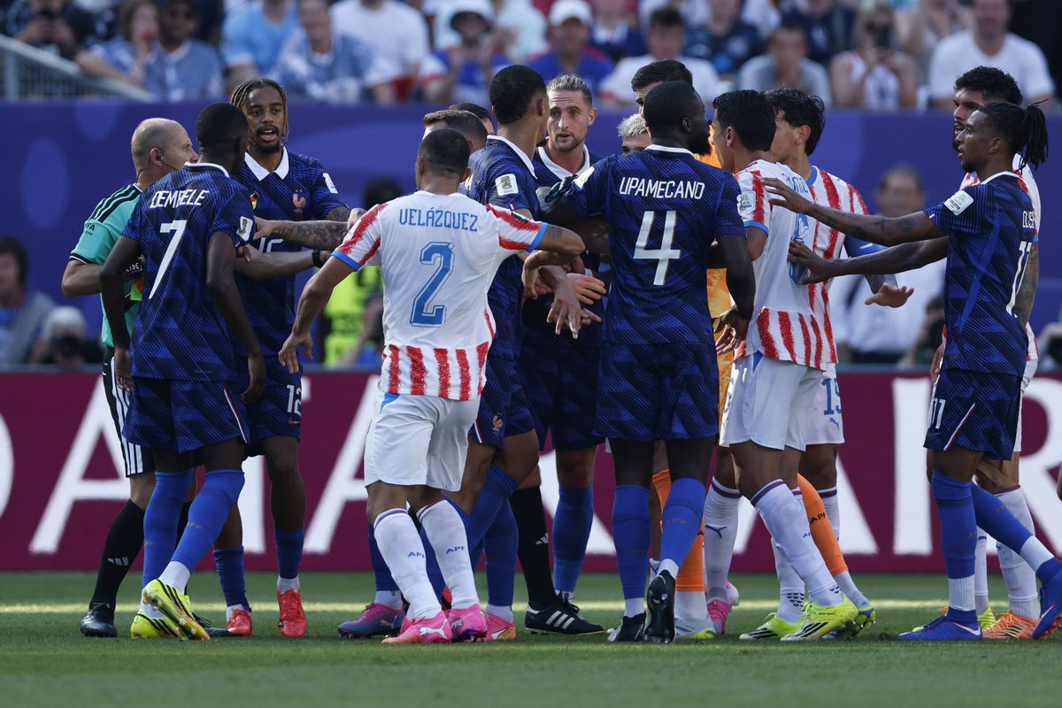 France-Paraguay : L'agression impunie sur Mbappé fait hurler