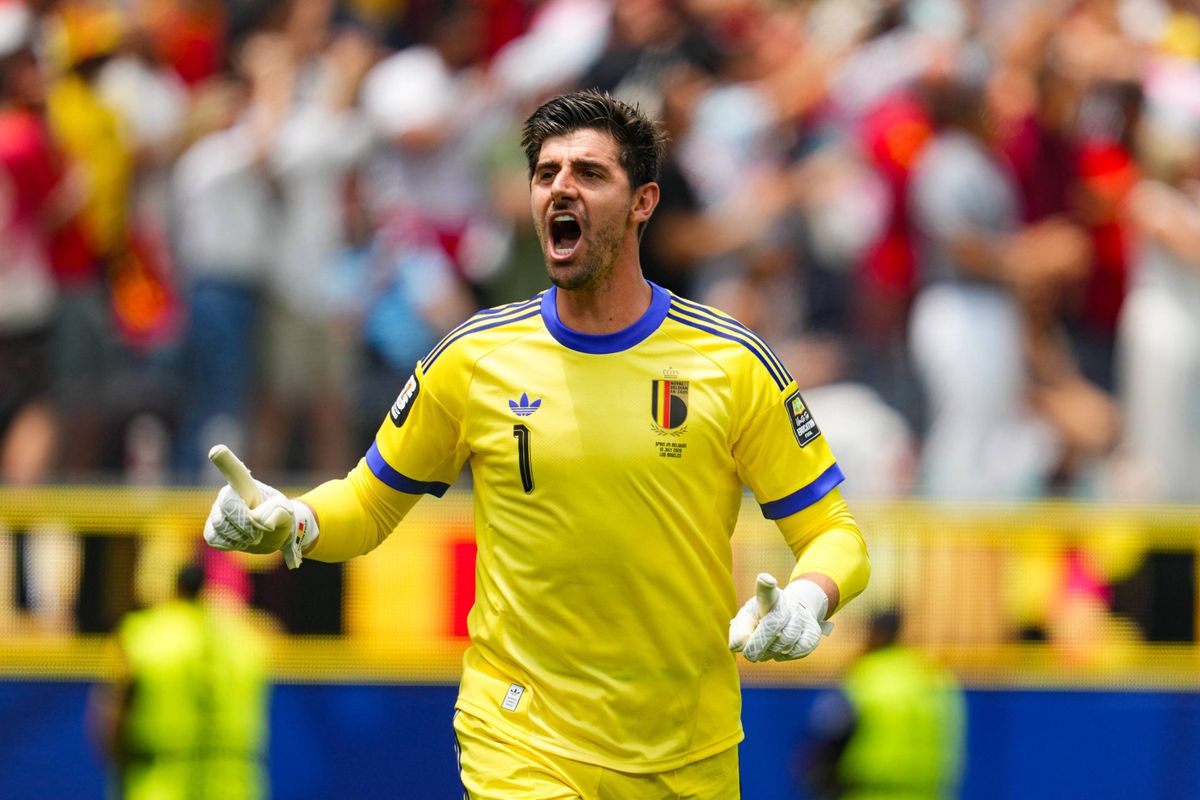 Belgique : Courtois sort en larmes sur blessure
