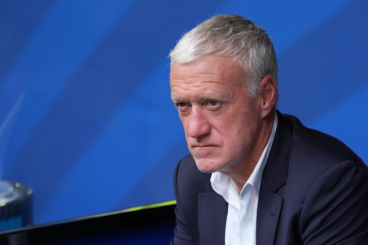 EdF : Deschamps quitte les Bleus et crache au visage de Zidane