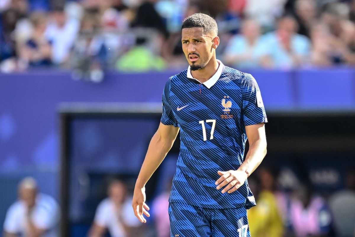 EdF : Saliba à l'écart, la stratégie osée de Deschamps