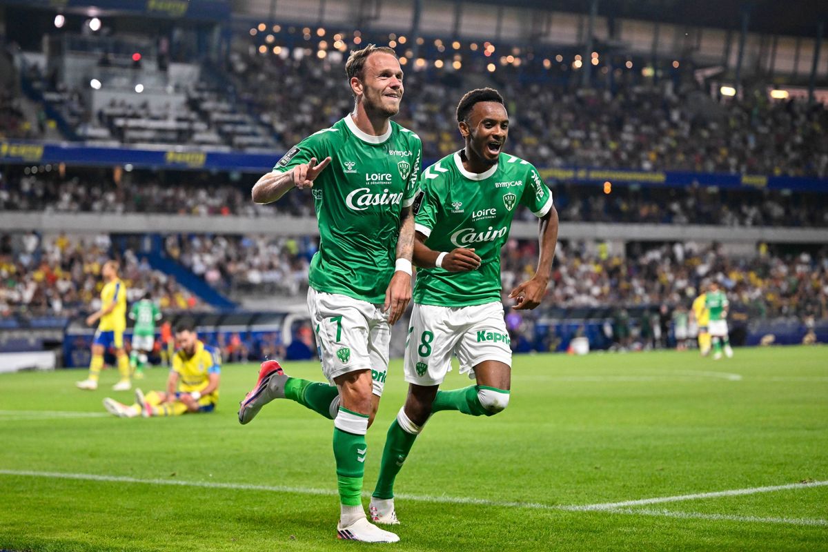ASSE : Les Verts surcotés, il lance les hostilités