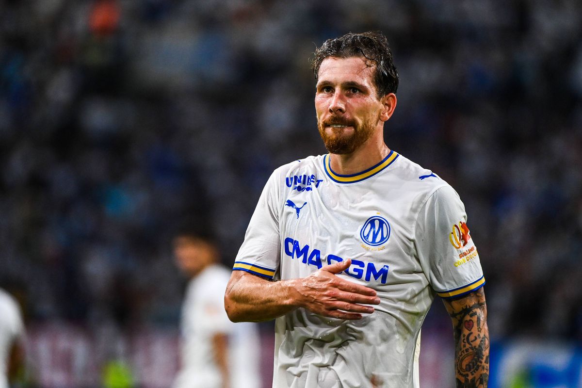 Adil Rami demande à l'OM de virer Hojbjerg