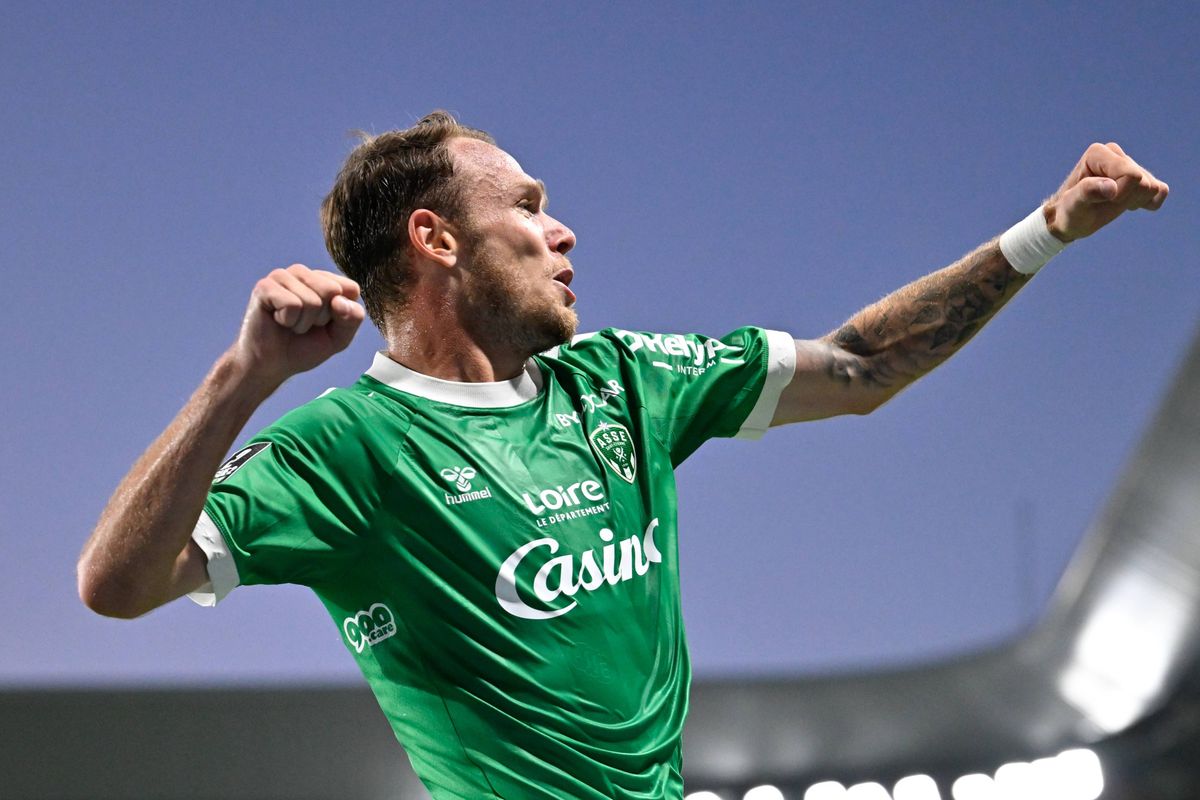 L2 : L'ASSE impressionne, Nantes chute d'entrée