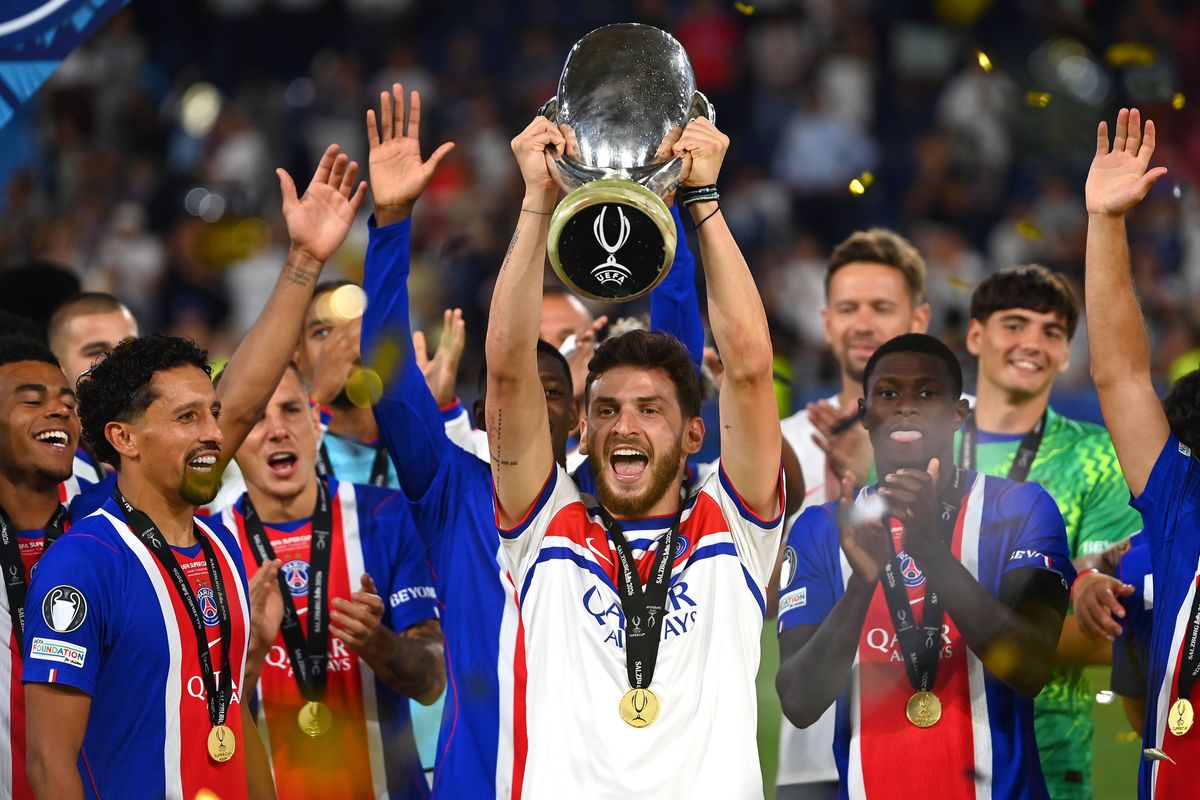 Kvara prend une grande décision et met le feu au PSG