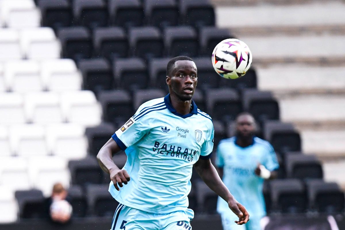 Pierre Sage s'attaque au Paris FC