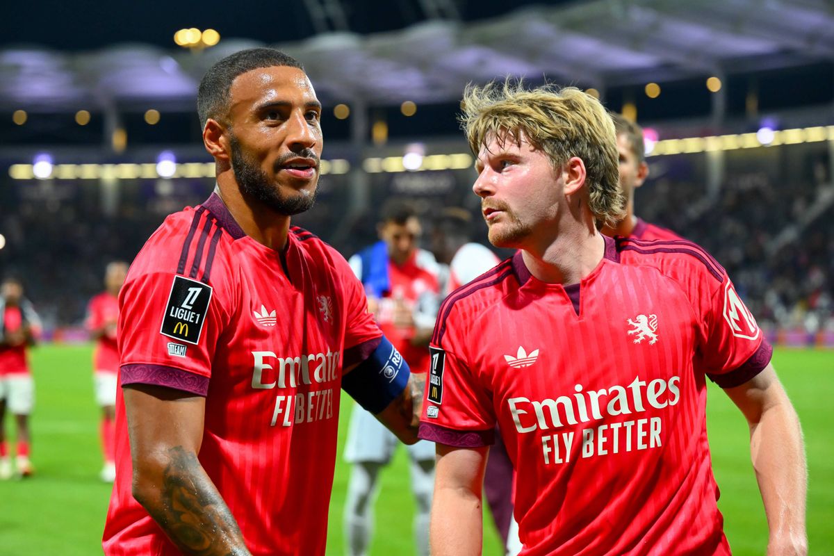 L'OL veut vendre Sulc ou Kluivert pour recruter un neuf