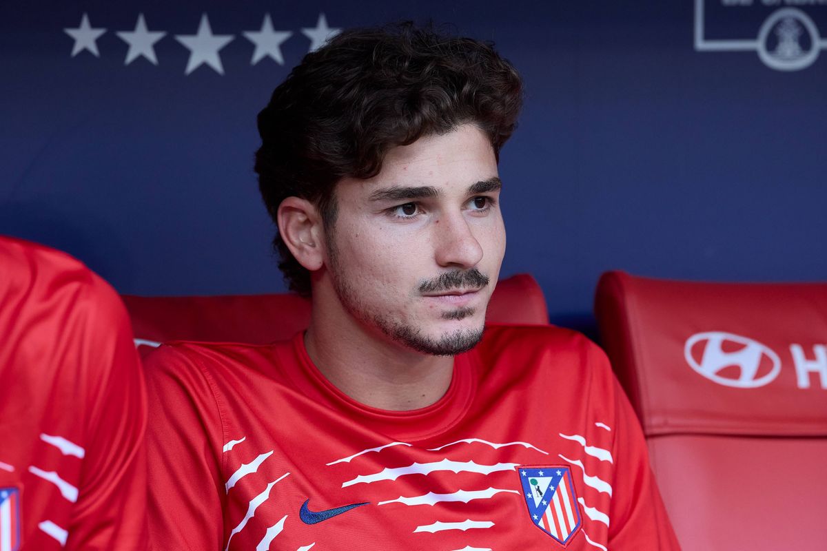 Un décret royal envoie Julian Alvarez au Barça
