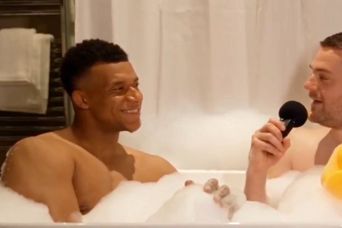 Mbappé dans une baignoire, la fausse vidéo fait le tour du monde