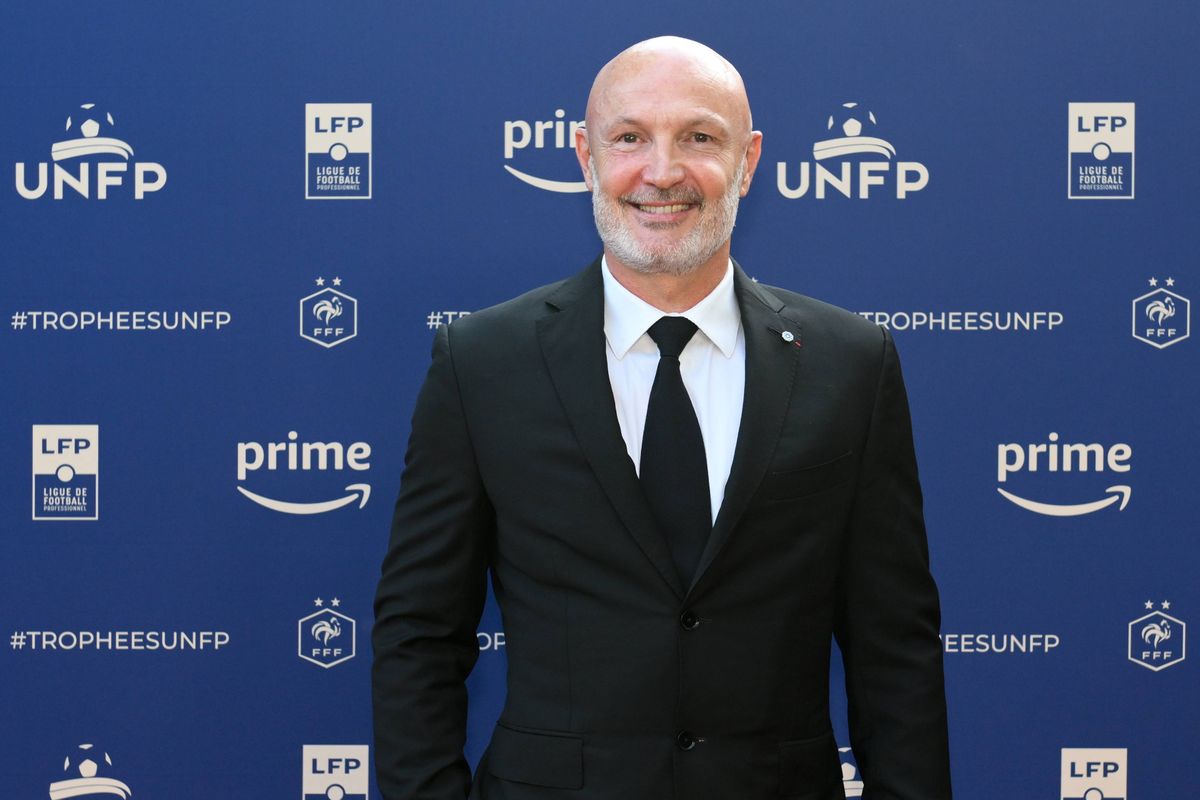 « Salut, c'est Frank Leboeuf », il fait sa pub pour Chelsea et Strasbourg