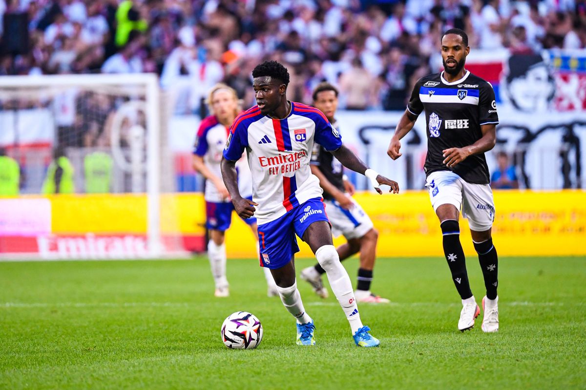 L1 : Deux Lyonnais se font une place dans l'équipe type