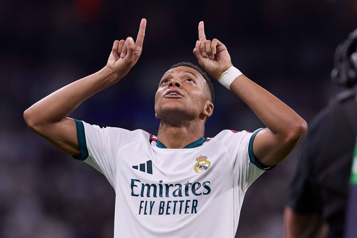 Ballon d'Or : Benatia ne trouve pas Mbappé très malin