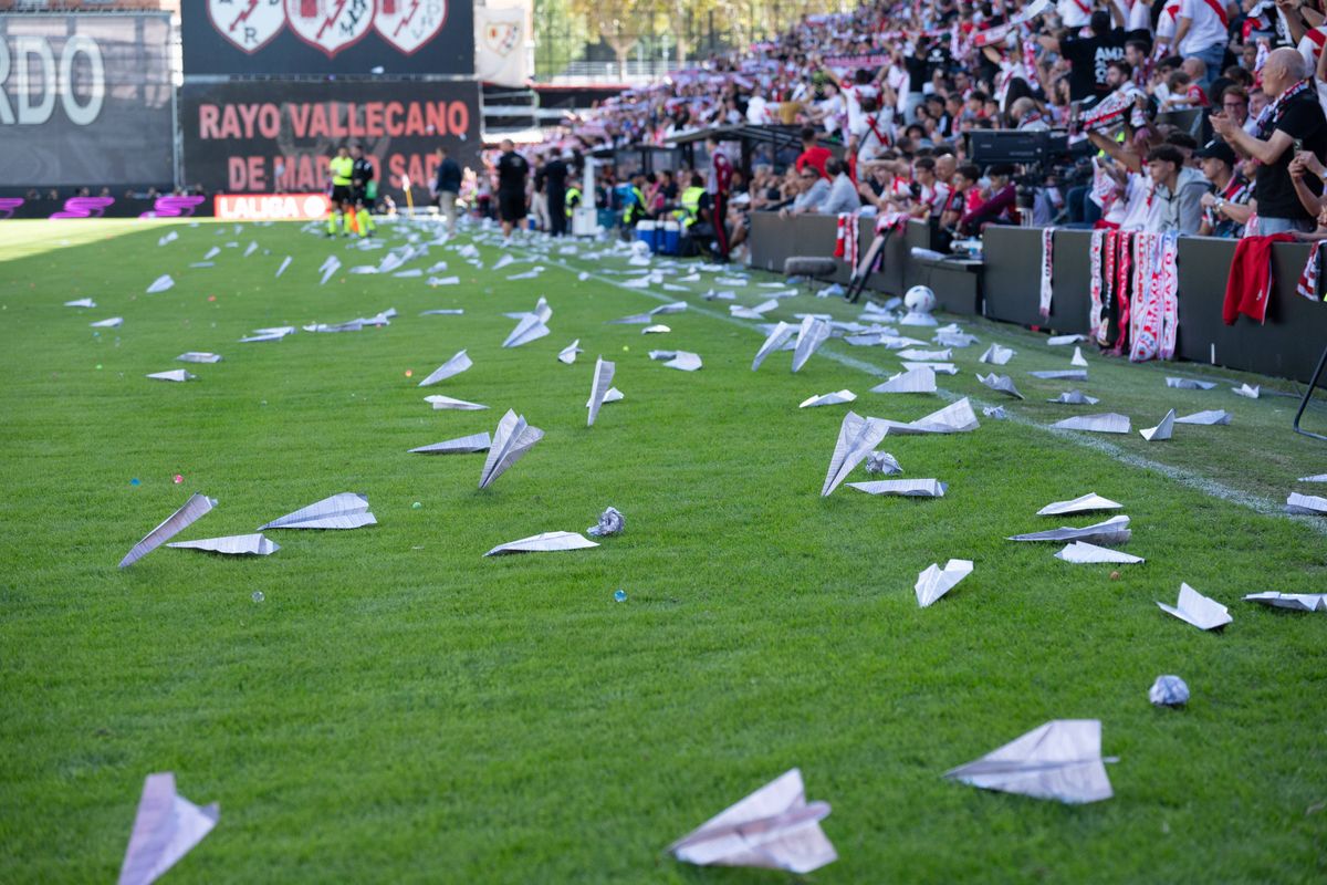 Des avions font suspendre le match Vallecano-Bilbao