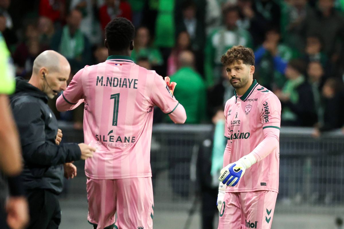 ASSE : Larsonneur viré, il met fin à la propagande