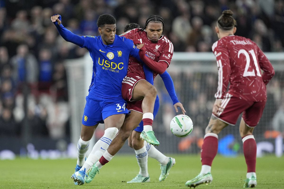 Liverpool sort Chelsea après une folle série de tirs au but
