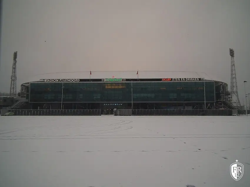 De Kuip in winterkleuren