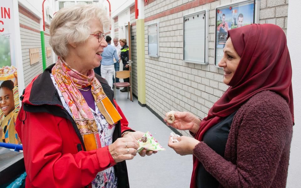 Wijs aan elke asielzoeker een mentor toe  | opinie