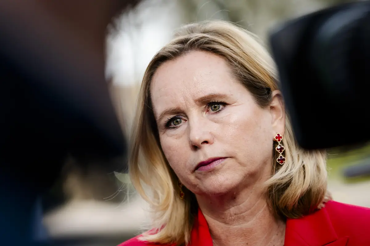 Ministerie van Ontwikkelingssamenwerking? Ministerie van Eigen Belang is betere naam | LC commentaar