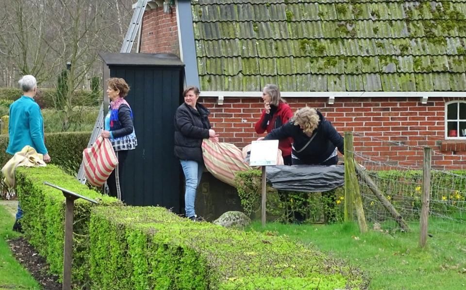 Voorjaarsschoonmaak in De Spitkeet: bestuur vraagt hulp via NLdoet