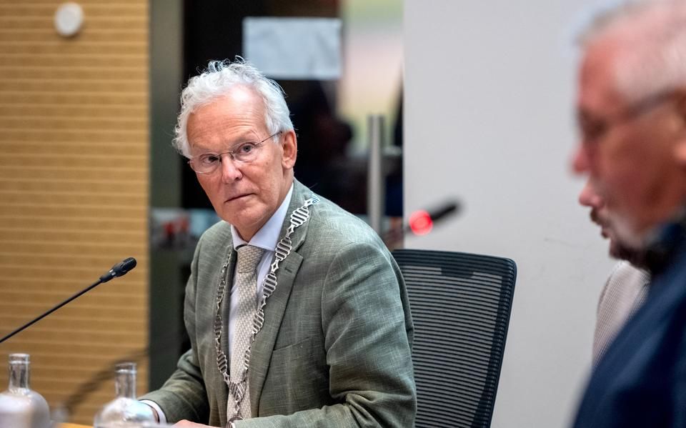 Oud-burgemeester Jan Rijpstra niet veroordeeld voor smaad en laster wegens ‘ondermijningsdocument’ uit Noordwijk