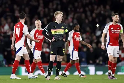 LIVE | GOAL! Vlak na een schotkans voor Bakayoko scoort Perisic prachtig voor PSV