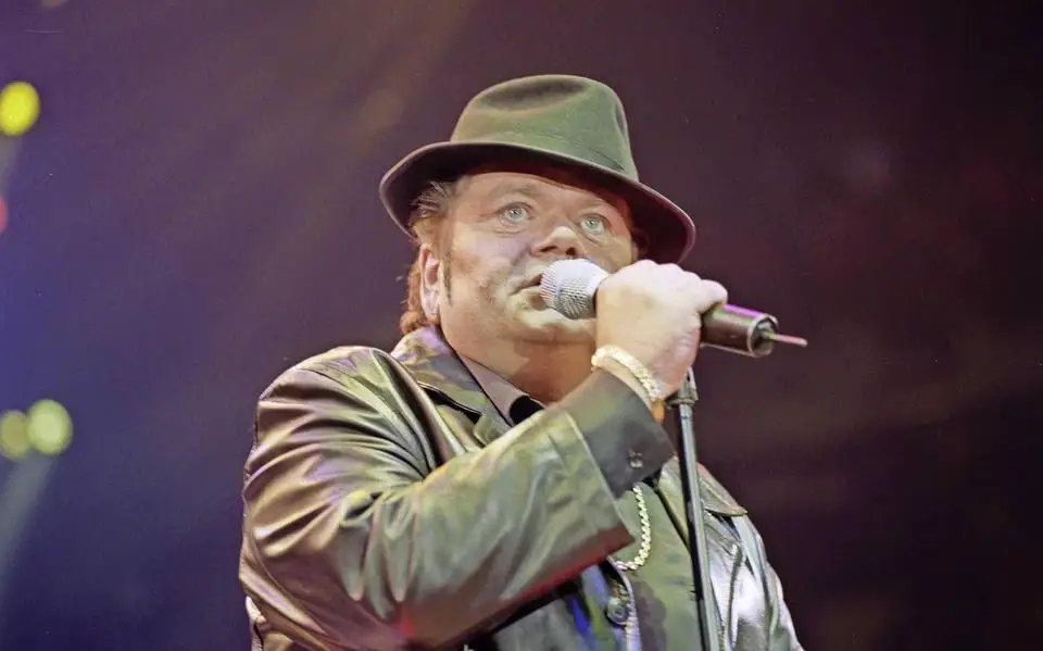Wie André Hazes zegt, zegt Nederland. Zanger krijgt driedelige tv-serie