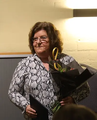 Erespeld van gemeente Veldhoven voor Anneke Ansems