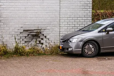 Auto ramt tandartspraktijk in Geldrop