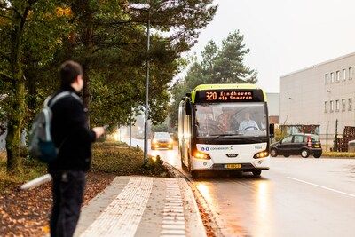 Werknemers BZOB-terrein reizen gratis met openbaar vervoer naar het werk