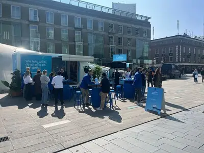 Belastingdienst-bus stopt in Eindhoven: eerste hulp bij vragen over aangifte