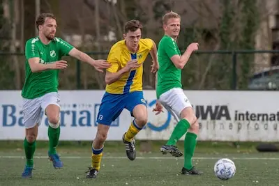 Nijnsel krijgt er snel drie om de oren en kan comeback niet compleet maken: ‘Ik gun ze een overwinning’