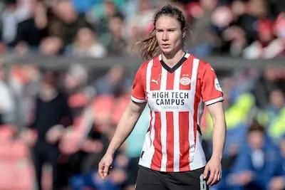 PSV trekt ‘heel moeilijke’ pot over de streep, maar ziet dan FC Twente liefst tien keer scoren