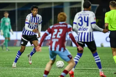 LIVE | FC Eindhoven op achterstand na onthutsende beginfase tegen Vitesse