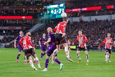 LIVE | PSV aast op revanche: op bezoek bij Go Ahead Eagles moet gewonnen worden in strijd om de titel