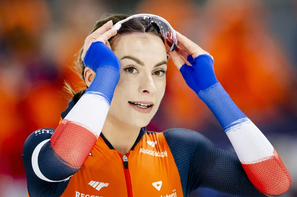 Zilveren Femke Kok bewijst in Hamar eindelijk dat ze meer is dan alleen een topsprintster. ‘Soks jout hoop rjochting de takomst’