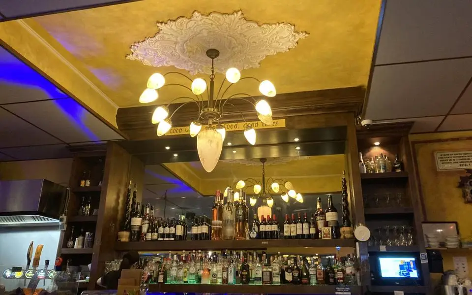 Bodega Manolitos in Assen: tapas met een grote scheut gezelligheid | restaurantrecensie