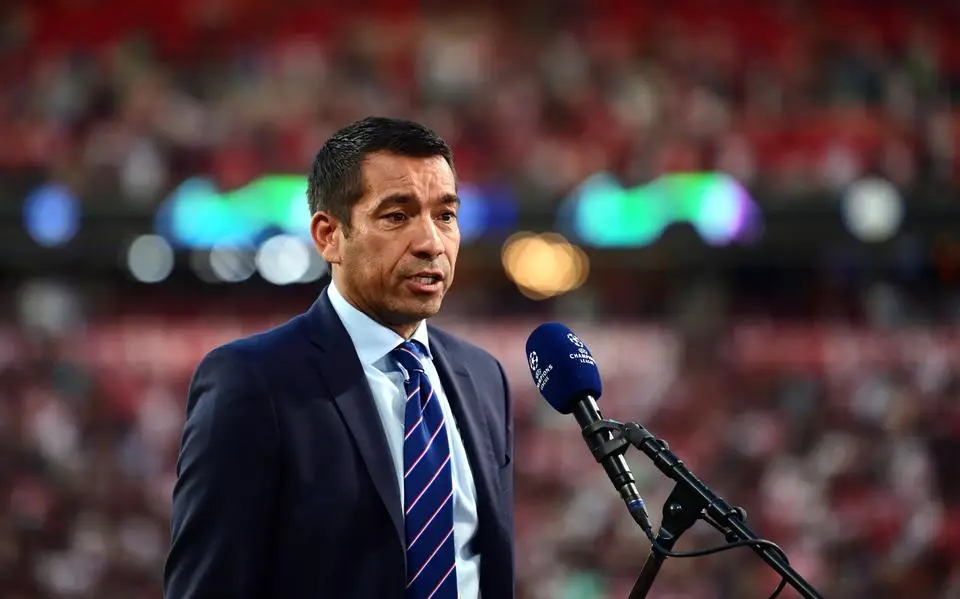 Wat maakt de zoektocht naar een nieuwe trainer zo lastig voor SC Heerenveen?
