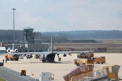 Remtest Hercules C-130 veroorzaakt vlammen op Vliegbasis Eindhoven