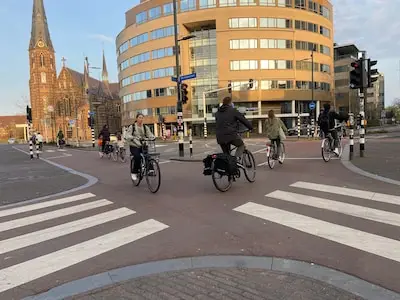 Fietsen door Eindhoven voelt soms als Russisch roulette: vaak staan fietsers doodsangsten uit