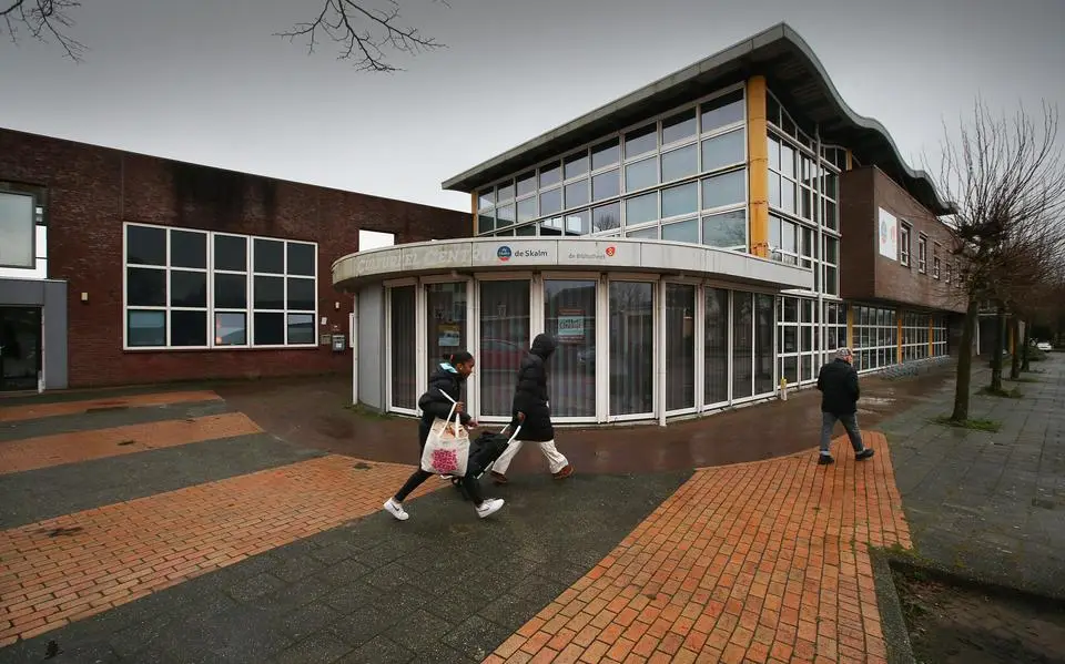 Dit gaat er veranderen in het centrum van Stiens. 'Merendeel gesloten gevels'