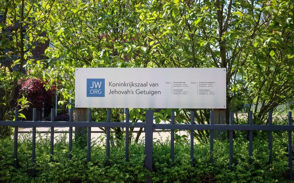 Jehovah's Getuigen beschuldigen ouderling onterecht van kindermisbruik. 'Onduidelijk op basis van welke feiten'