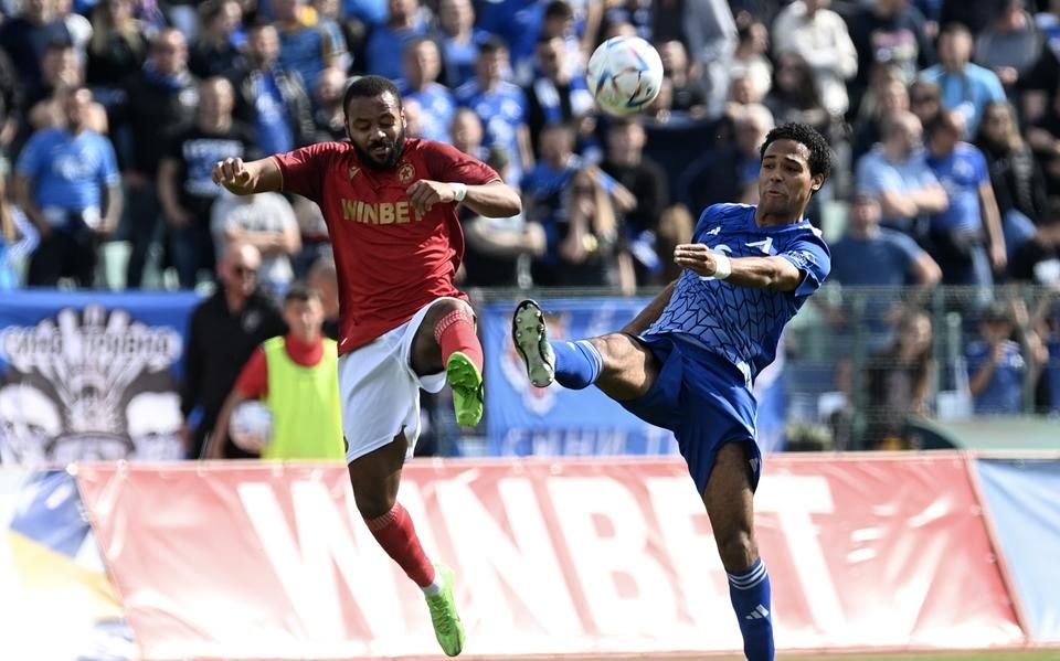 Oud-Cambuurspeler Kellian van der Kaap (26) is klaar voor de eredivisie én Kameroen: ‘Ik heb veel geleerd’