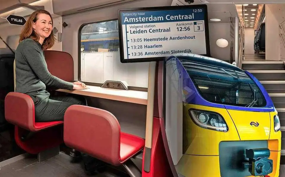 Zo ziet de nieuwe generatie dubbeldekstreinen van de NS eruit. 'Ruimte om je terug te trekken in je bubbel'