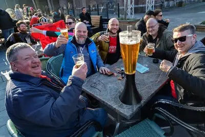 Arsenal-fans enthousiast over Lampegat. ‘Het wordt niet gekker dan hier in Eindhoven’