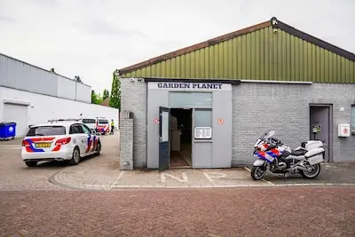Eindhoven verkort sluiting van henneppand: huurder mag loods nu zes maanden niet gebruiken