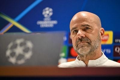 Peter Bosz legt uit wat hij met PSV van plan is bij Arsenal en wil niet ‘als een idioot’ overkomen