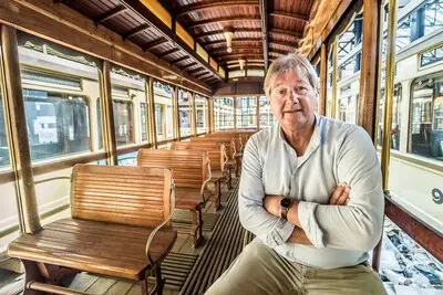 Rob Brons is niet verbaasd over crisis brandweer: ‘Ik  moest ‘dikke lucht eruit persen’ en dat heb ik gedaan’