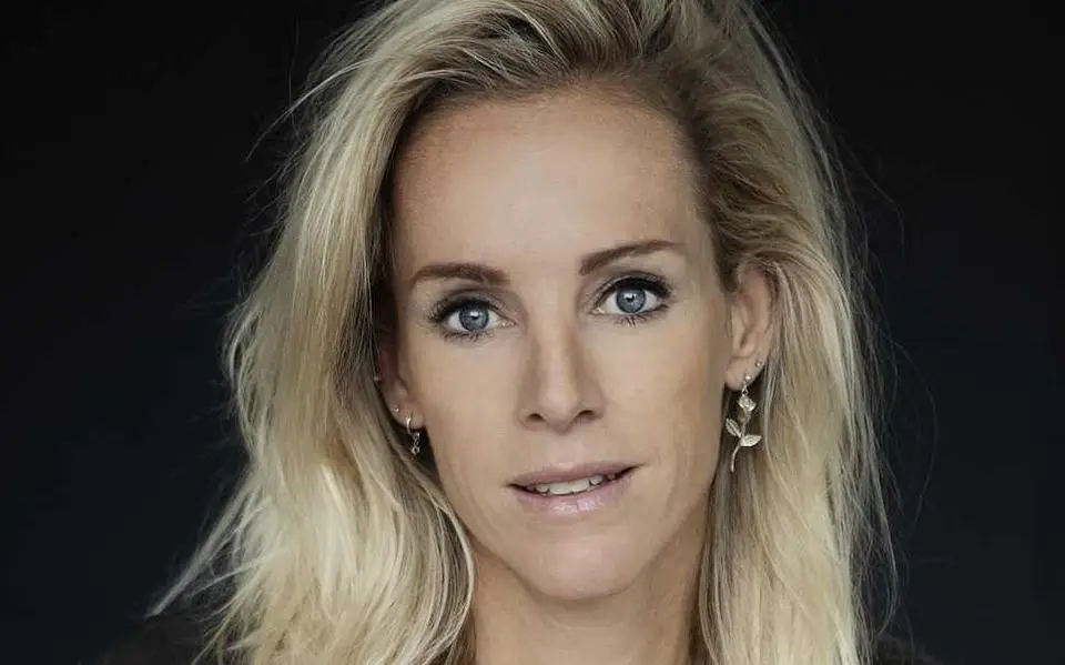 Kopen Zonder Kijken vanaf vanavond weer te zien. Stylist Roos Reedijk (49): 'We vallen in een gat zonder Martijn'